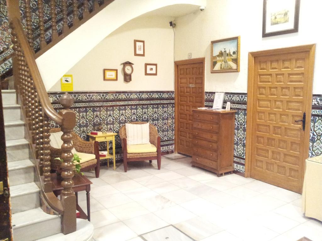 Pension Catedral Sevilla Eksteriør bilde