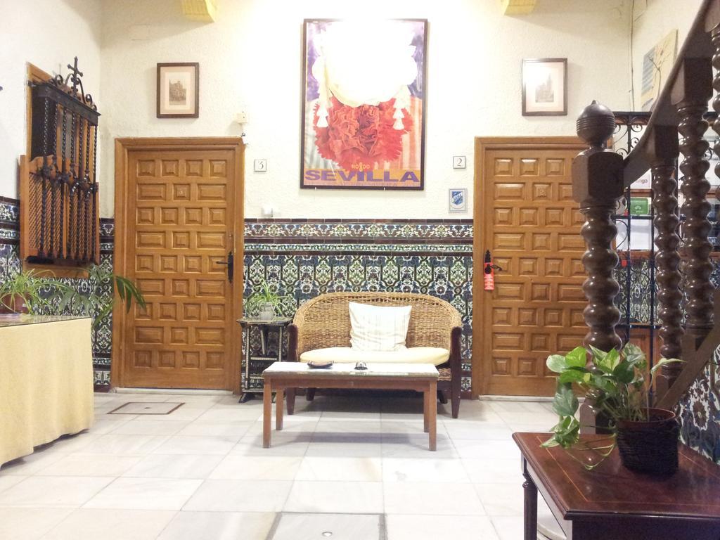 Pension Catedral Sevilla Eksteriør bilde
